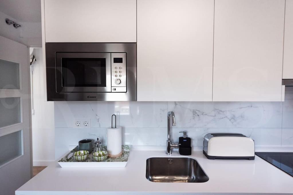 מאלגה Apartment With Cathedral View & Terrace By Rems מראה חיצוני תמונה